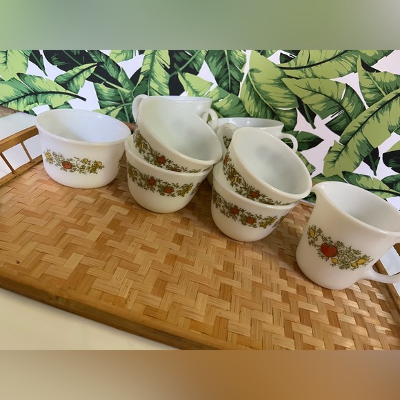 Pyrex Spice of Life 10 piece tea set including cream and sugar dishes - Picture 1 of 2
